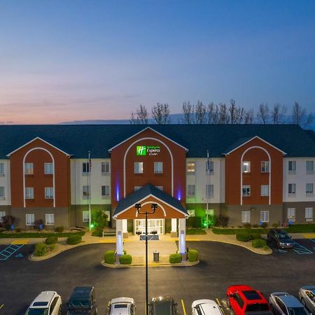 Holiday Inn Express Hotel & Suites Bedford By Ihg Eksteriør billede