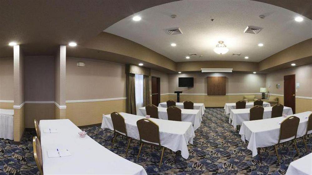 Holiday Inn Express Hotel & Suites Bedford By Ihg Eksteriør billede