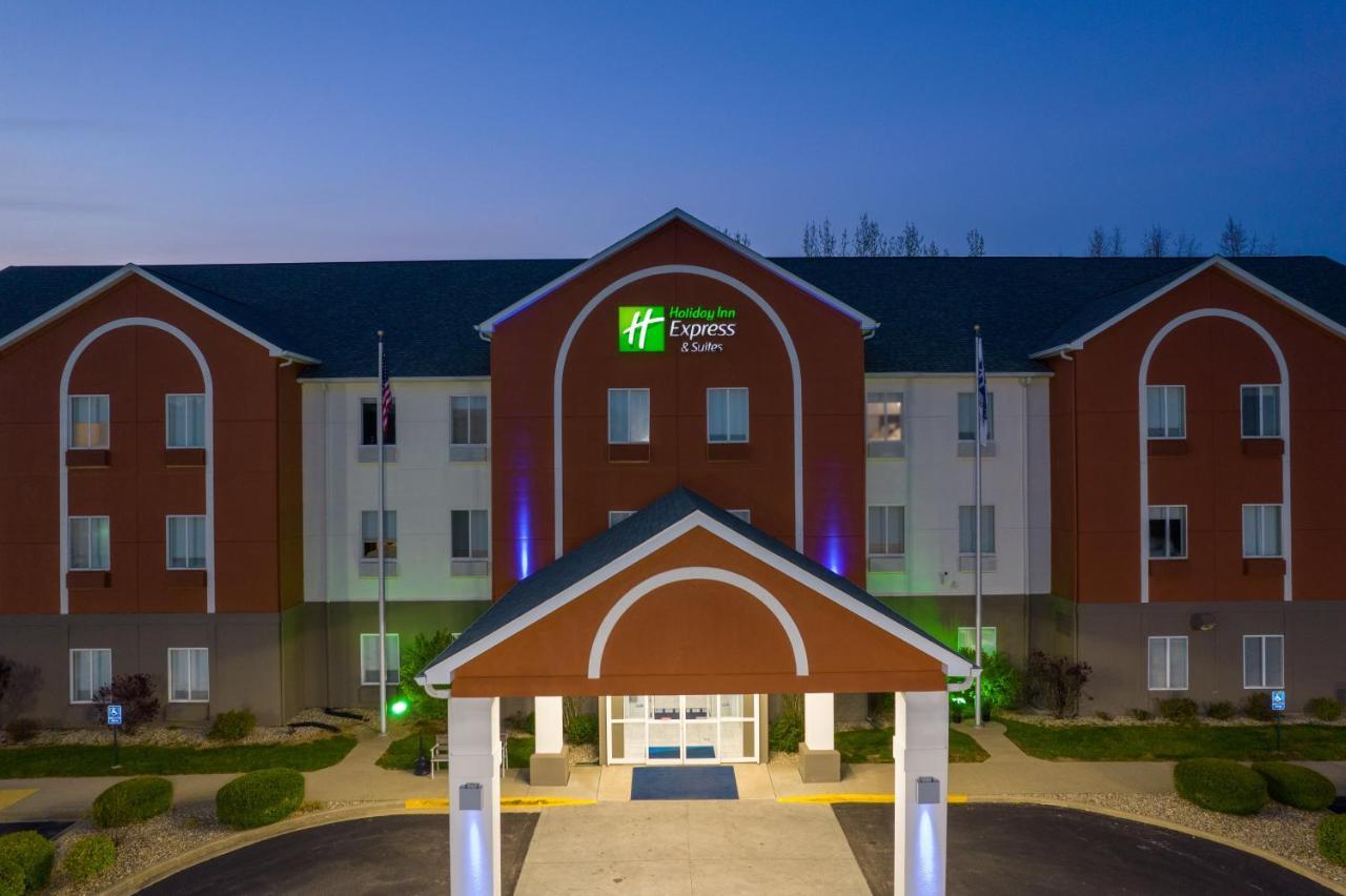 Holiday Inn Express Hotel & Suites Bedford By Ihg Eksteriør billede