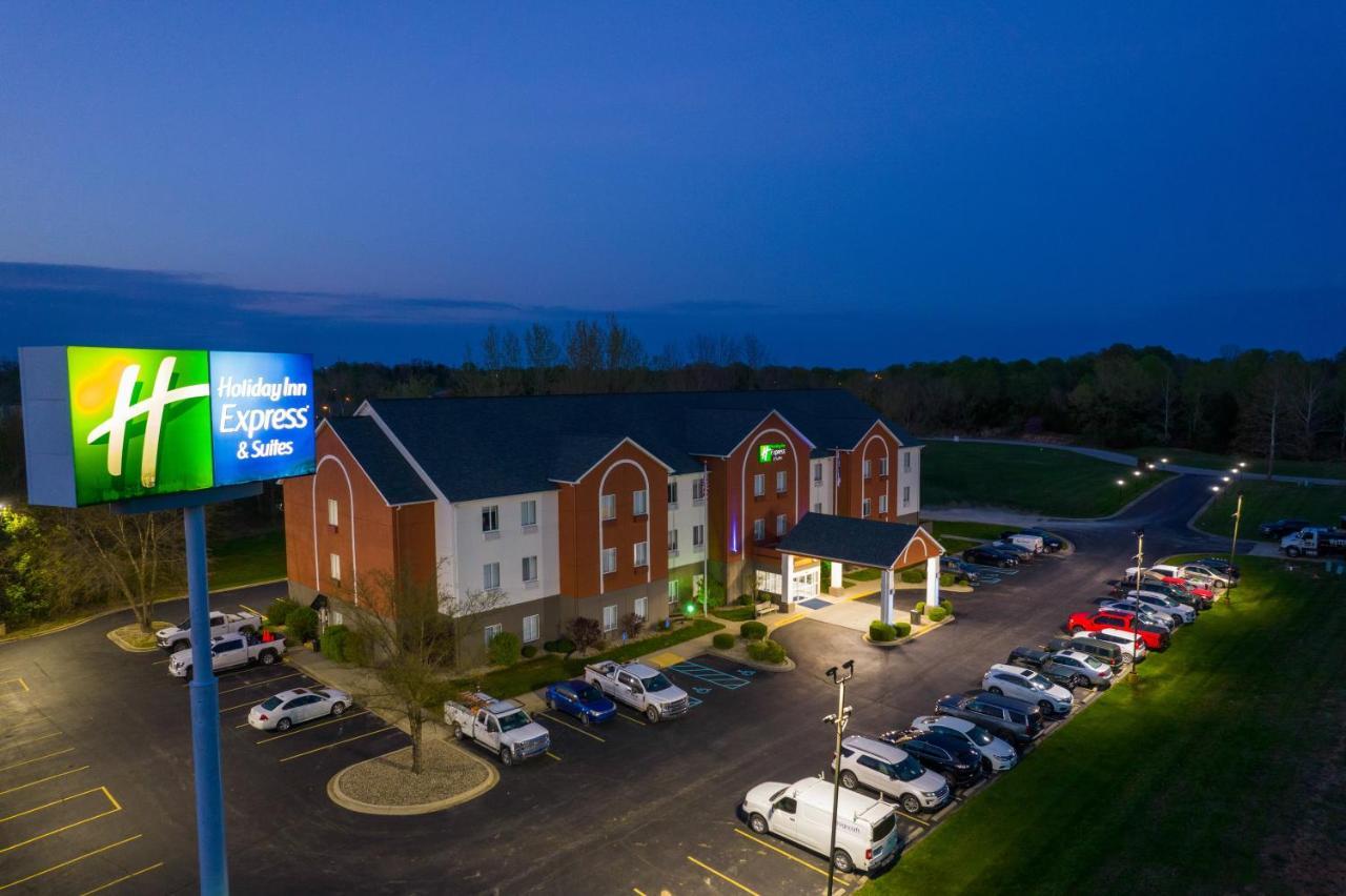 Holiday Inn Express Hotel & Suites Bedford By Ihg Eksteriør billede